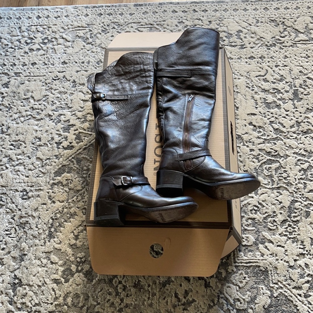 7.5 Stetson boots